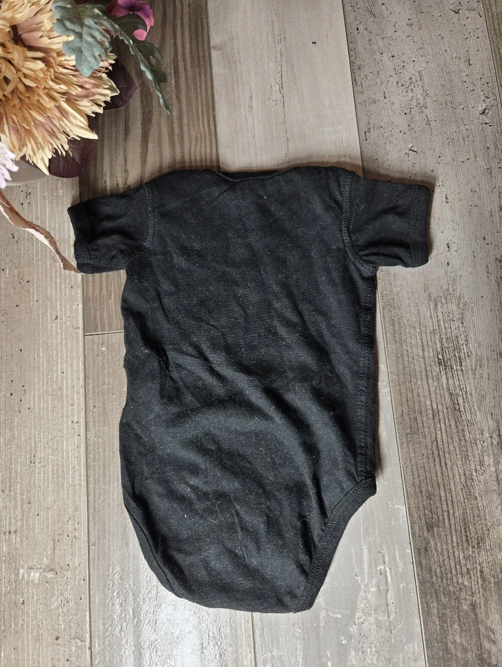 Rabbit Skins Baby Black & White Flatirons Church Onesie Bodysuit Size 6m